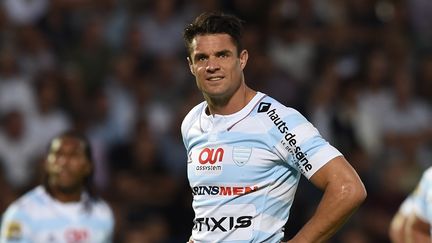 Le rugbyman du Racing 92, Dan Carter, le 20 août 2016 (NICOLAS TUCAT / AFP)