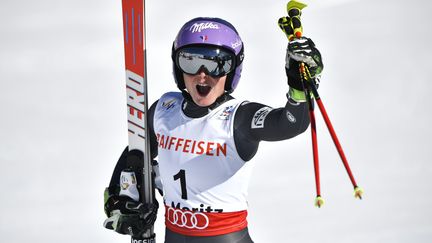 Tessa Worley, première française depuis 1993 à remporter le globe de géant. (FABRICE COFFRINI / AFP)