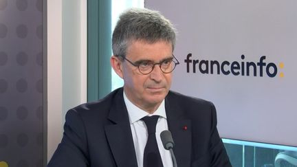 Bruno Angles, directeur général d'AG2R-la Mondiale, invité éco de franceinfo, le 19 avril 2023. (FRANCEINFO / RADIO FRANCE)