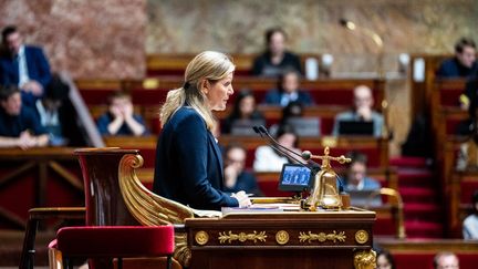 La présidente de l'Assemblée nationale, Yaël Braun-Pivet, le 11 octobre 2022 dans l'hémicycle de l'Assemblée, à Paris.&nbsp; (XOSE BOUZAS / HANS LUCAS / AFP)