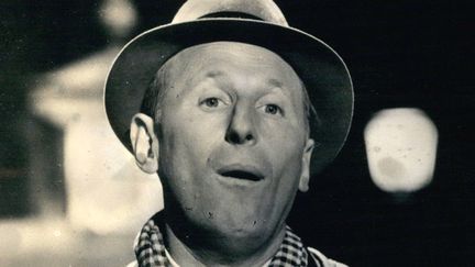 Bourvil,  le comique paysan orginaire du Pays de Caux en 1956
 (ZUMAPRESS)