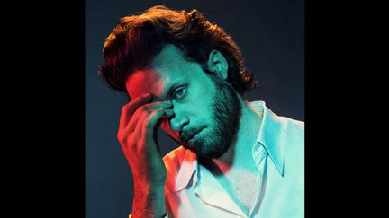 La couverture du nouvel album de Father John Misty, God's Favorite Customer, a été réalisée par le célèbre photographe Pari Dukovic.
 (Pari Dukovic / Subpop Records)