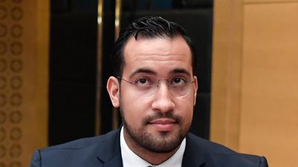 Alexandre Benalla est entendu par la Commission des lois du Sénat, à Paris, le 19 septembre 2018. (BERTRAND GUAY / AFP)