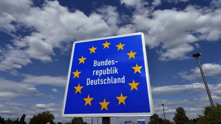 Sign indicating the entry into Germany at the former Stiring-Wendel border post on the E50 motorway. (ALEXANDRE MARCHI /NCY / MAXPPP)