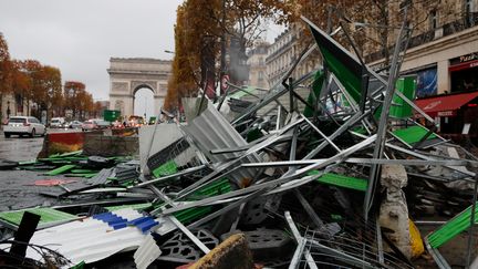 "Gilets jaunes" : les Champs-Élysées toujours très impactés