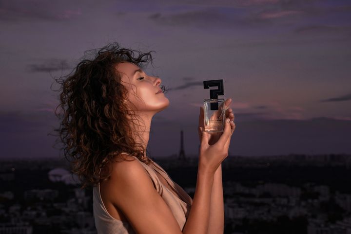 L'eau de parfum de nuit Dans le noir ?. (DANS LE NOIR ?)