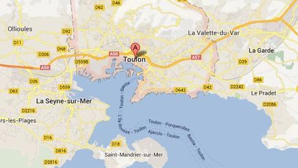 Deux militaires&nbsp;de la base navale de Toulon, accus&eacute;s de "vol de mat&eacute;riel", ont &eacute;t&eacute; arr&ecirc;t&eacute;s&nbsp;lundi 17 juin 2013.&nbsp;