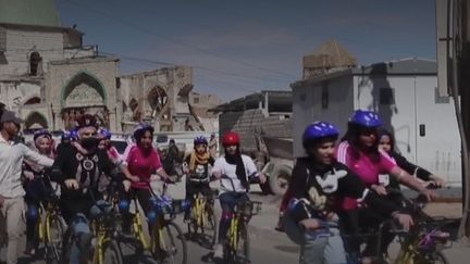 Irak : des femmes à vélo pour lutter contre des tabous conservateurs