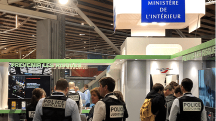 Le stand du ministère de l'Intérieur au FIC. (JEROME COLOMBAIN / RADIO FRANCE)