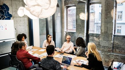 L'envers du décor du monde des start-ups dénoncé par Mathilde Ramadier. Photo d'illustration.
 (HINTERHAUS PRODUCTIONS / DIGITAL VISION /GETTY IMAGES)