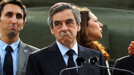 Le candidat de la droite et du centre,&nbsp;François Fillon, le 31 mars 2017 à Toulon (Var). (PHILIPPE LAURENSON / REUTERS)