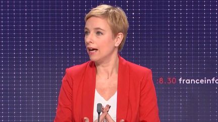 Clémentine Autain, députée LFI, était l'invitée du "8h30 franceinfo", samedi 8 janvier 2022. (FRANCEINFO / RADIOFRANCE)