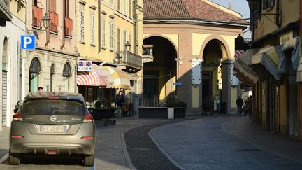 Une rue à Codogno, au sud-est de Milan, en Italie, le 22 février 2020, où un Italien est devenu le premier Européen à mourir après avoir été infecté par le coronavirus, le 21 février.&nbsp; (MIGUEL MEDINA / AFP)