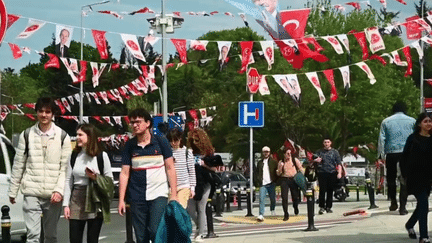 Présidentielle en Turquie : la jeunesse fracturée entre Erdoğan et Kiliçdaroglu (France 2)