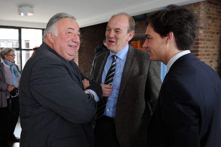 A droite, Stéphane Sieczkowski-Samier, le maire d'Hesdin (Pas-de-Calais) aux côtés de Daniel Fasquelle, député LR (au centre) et de Gérard Larcher, le président du Sénat (à droite), le 10 avril 2015 à Boulogne-sur-Mer. (MAXPPP)