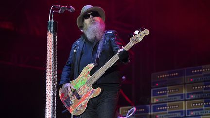 Dusty Hill sur scène à Burg Clam en Autriche, le 29 juin 2019 (EXPA / APA-PICTUREDESK)