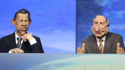 PPD (marionnette de Patrick Poivre d'Arvor) et Jacques Chirac, deux stars des Guignols, le 16 mars 2009 sur le plateau du Grand Journal de Canal+
 (Stéphane de Sakutin / AFP)