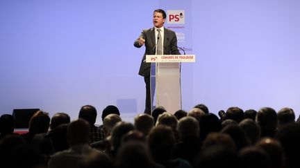 Manuel Valls, ministre de l'int&eacute;rieur lors de son discours au congr&egrave;s du PS &agrave; le 27 octobre 2012 &agrave; Toulouse (LIONEL BONAVENTURE / AFP)