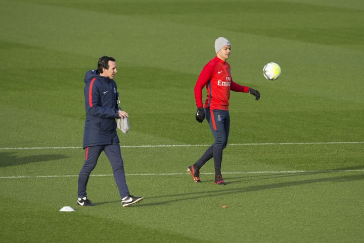 Hatem Ben Arfa et Unaï Emery à l'entraînement (LEON TANGUY / MAXPPP)