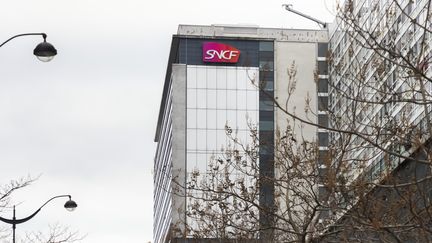 Les bureaux de la SNCF, à Paris, le 16 février 2024. (VINCENT ISORE / MAXPPP)