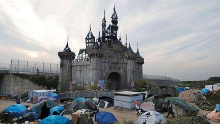 Dismaland - Calais : le dernier pied de nez grinçant (et généreux) de Banksy.
 (Dismaland.co.uk)