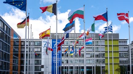 European flags in front of the Parliament, on June 20, 2023, in Luxembourg.  (KEVIN REITZ / HANS LUCAS / AFP)