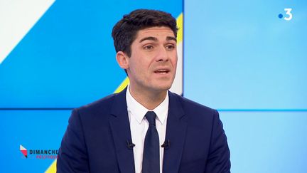 Aurélien Pradié dans "Dimanche en politique", le 10 novembre 2019 (CAPTURE D'ECRAN "DIMANCHE EN POLITIQUE" / FRANCE 3)