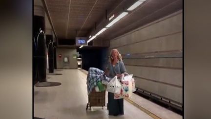 États-Unis : la soprano du métro