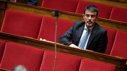 Le député Manuel Valls lors d'une séance de questions au gouvernement à l'Assemblée nationale, le 3 octobre 2017. (CHRISTOPHE ARCHAMBAULT / AFP)