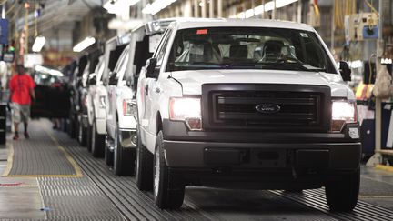 Chaîne de montage Ford à Dearborn, dansle Michigan, en 2014. (BILL PUGLIANO / GETTY IMAGES NORTH AMERICA)