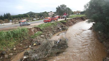 Des dégâts occasionnés par des inondations, le 28 novembre 2014 à La Londe (Var). (MAXPPP)