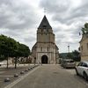 L'entrée de l'église de&nbsp;Saint-Etienne-du-Rouvray (Seine-Maritime),&nbsp;le 19 juillet 2017. (RAPHAEL GODET / FRANCEINFO)