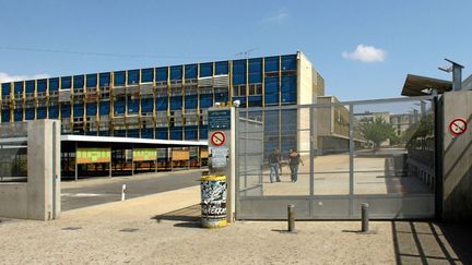 L'entrée du lycée Jean Moulin, à Béziers (Hérault). (PIERRE SALIBA / MAXPPP)