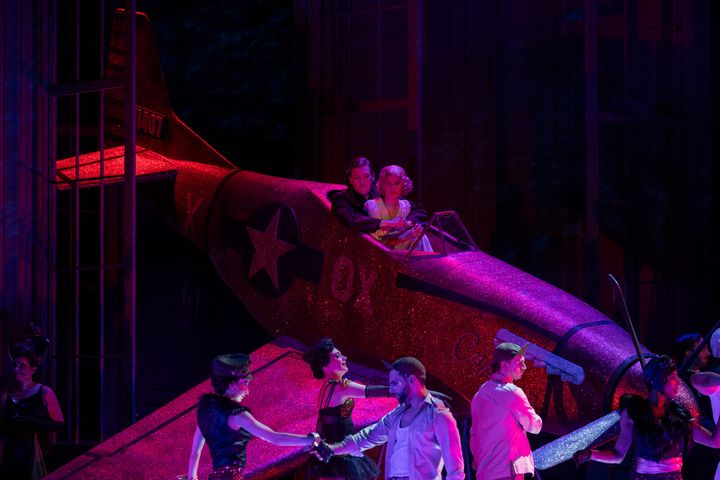 Scène de "Médée" pendant les répétitions. (ELISA HABERER / OPERA DE PARIS)