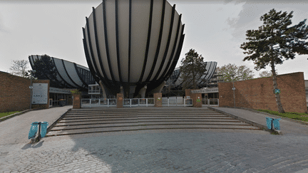 L'entrée de l'université de Reims (Marne) sur le campus Croix-Rouge. (GOOGLE STREET VIEW / FRANCE INFO)