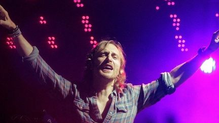 Avec 3 200 000 exemplaires de son dernier album vendus dans le monde entier, David Guetta arrive en tête du palmarès
 (UBALDO GONZALEZ / XINHUA)