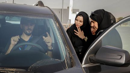 Arabie saoudite : les femmes prennent le volant