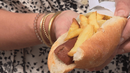 Gastronomie : la fricadelle, produit phare des baraques à frites du Nord