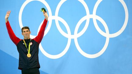 Le nageur Michael Phelps remporte la finale du 200 m papillon aux Jeux de Rio (Brésil), mardi 9 août. (JORGE ARCIGA AVILA / NOTIMEX)