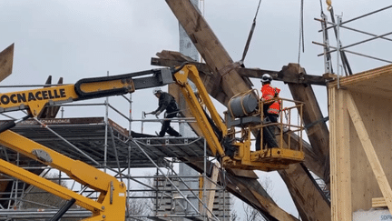 Notre-Dame : la renaissance de la flèche dans un atelier situé en Meurthe-et-Moselle (France 3)