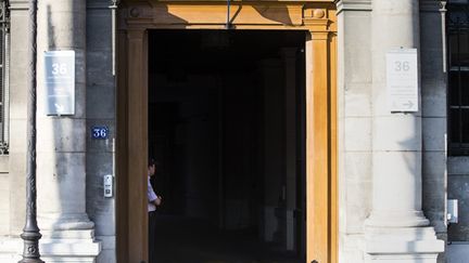 &nbsp; (L'entrée du siège de la brigade des Stups, au 36 quai des Orfèvres © Maxppp)