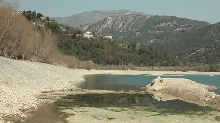 Sécheresse : des restrictions d'eau dans huit communes des Alpes-Maritimes (FRANCE 2)