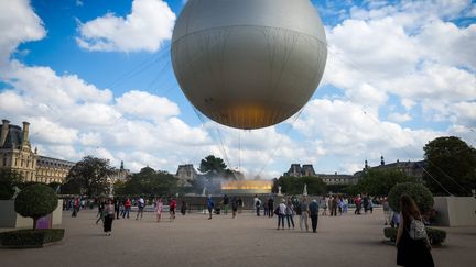 La vasque olympique dans le jardin des Tuileries à Paris a été dessinée par Mathieu Lehanneur. (VIRGINIE LEFOUR / MAXPPP)