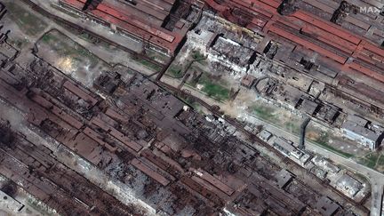 Une vue aérienne de l'aciérie Azovstal, à Marioupol (Ukraine), le 29 avril 2022. (SATELLITE IMAGE ©2022 MAXAR TECHNOLOGIES / AFP)