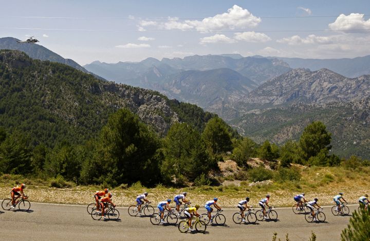 Lors de&nbsp;la 7e étape du Tour de France 2009, entre Barcelone (Espagne) et Arcalis (Andorre).
 (BOGDAN CRISTEL / REUTERS)