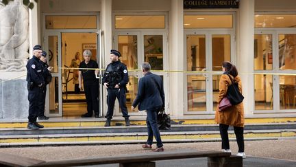 Des enseignants arrivent au lycée Gambetta d'Arras (Pas-de-Calais), le 14 octobre 2023 (ALEXIS SCIARD / MAXPPP)