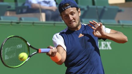 Le joueur français Lucas Pouille (YANN COATSALIOU / AFP)