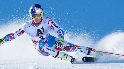 Alexis Pinturault a lancé sa saison sur la piste de Sölden (JOE KLAMAR / AFP)