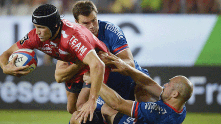 Coetzee et Stewart plaquant le Toulonnais Giteau