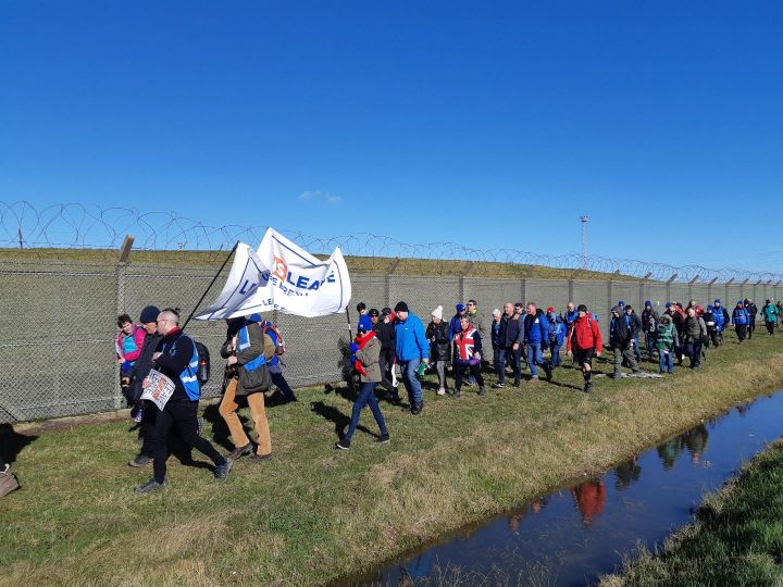 La "March for Leave", la marche des pro-Brexit, au Royaume-Uni. (MARIE-PIERRE VEROT / RADIO FRANCE)